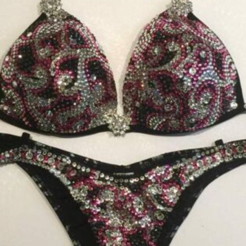 Women's Rhinestone Bikini Set - Picture 4 of 5